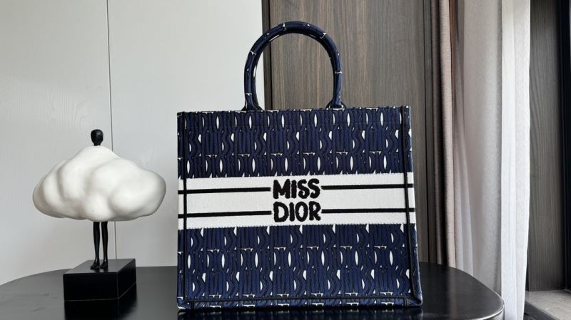 chr1st1an D10r shopping bags